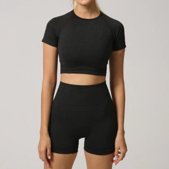 2-Piece Black Vital Seamless Shorts + Crop Top Set - Picture 2 of 4